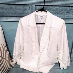 Women's cropped linen-blend blazer